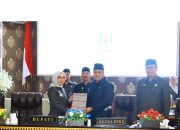 Bupati Way Kanan Sampaikan Rancangan Perubahan KUA-PPAS Tahun Anggaran 2025